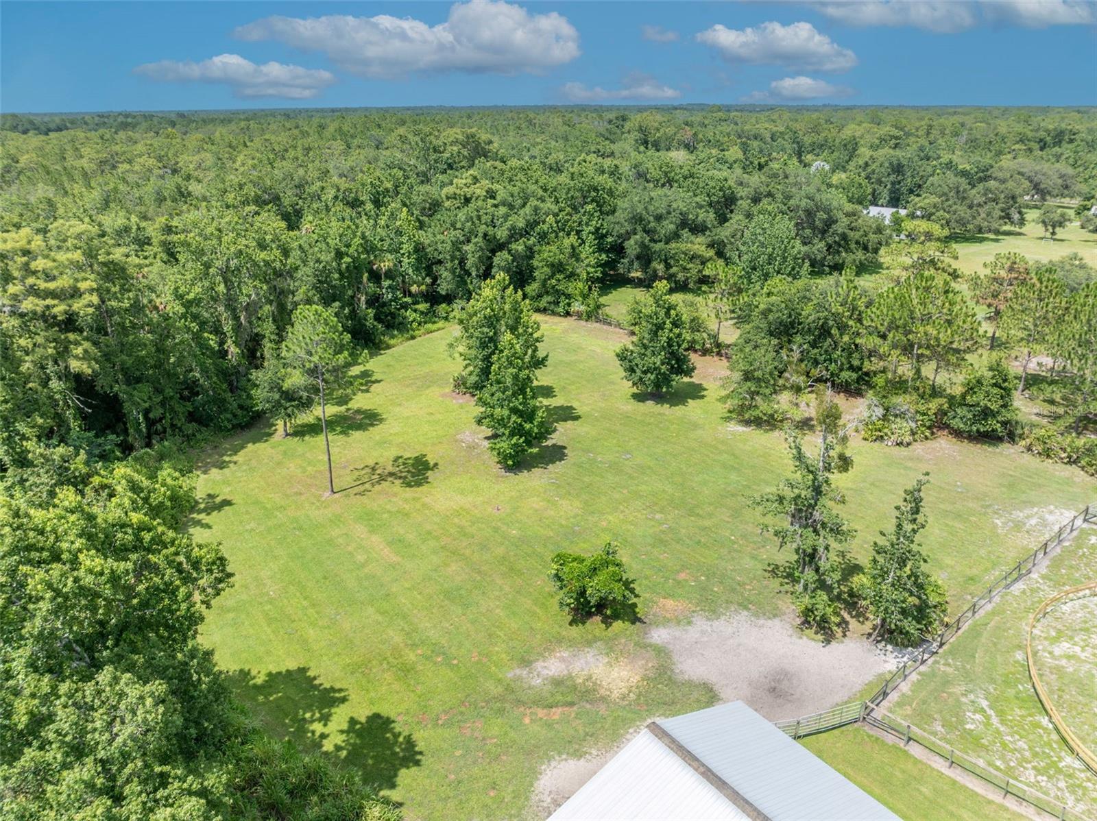 WOODLAND ESTATES - Residential