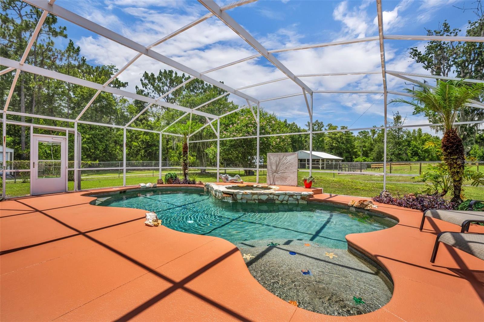 WOODLAND ESTATES - Residential
