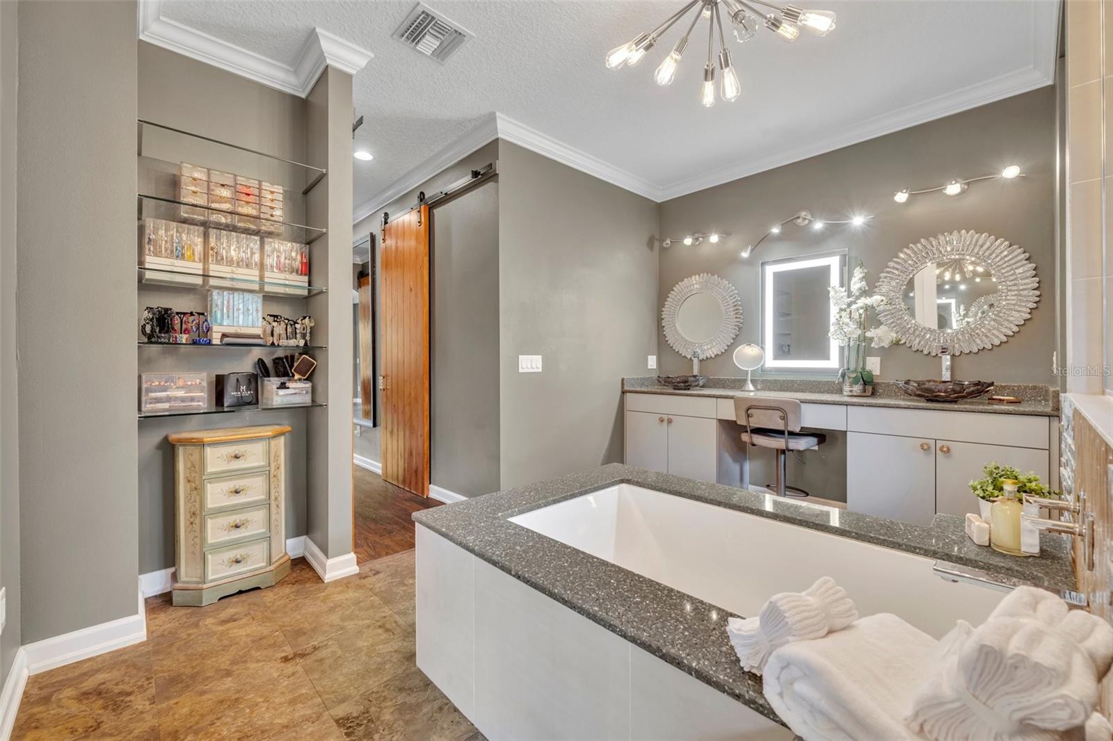 WOODLAND ESTATES - Residential