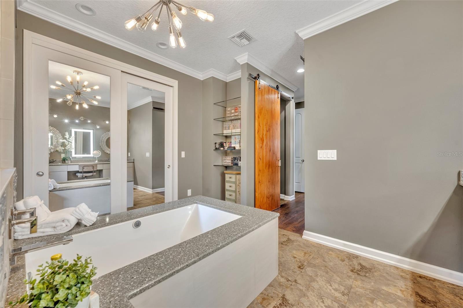 WOODLAND ESTATES - Residential