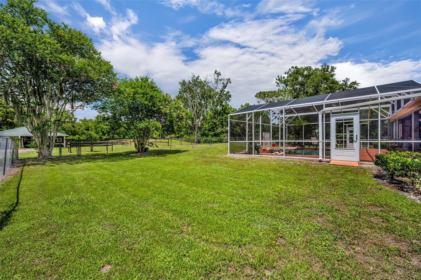 WOODLAND ESTATES - Residential