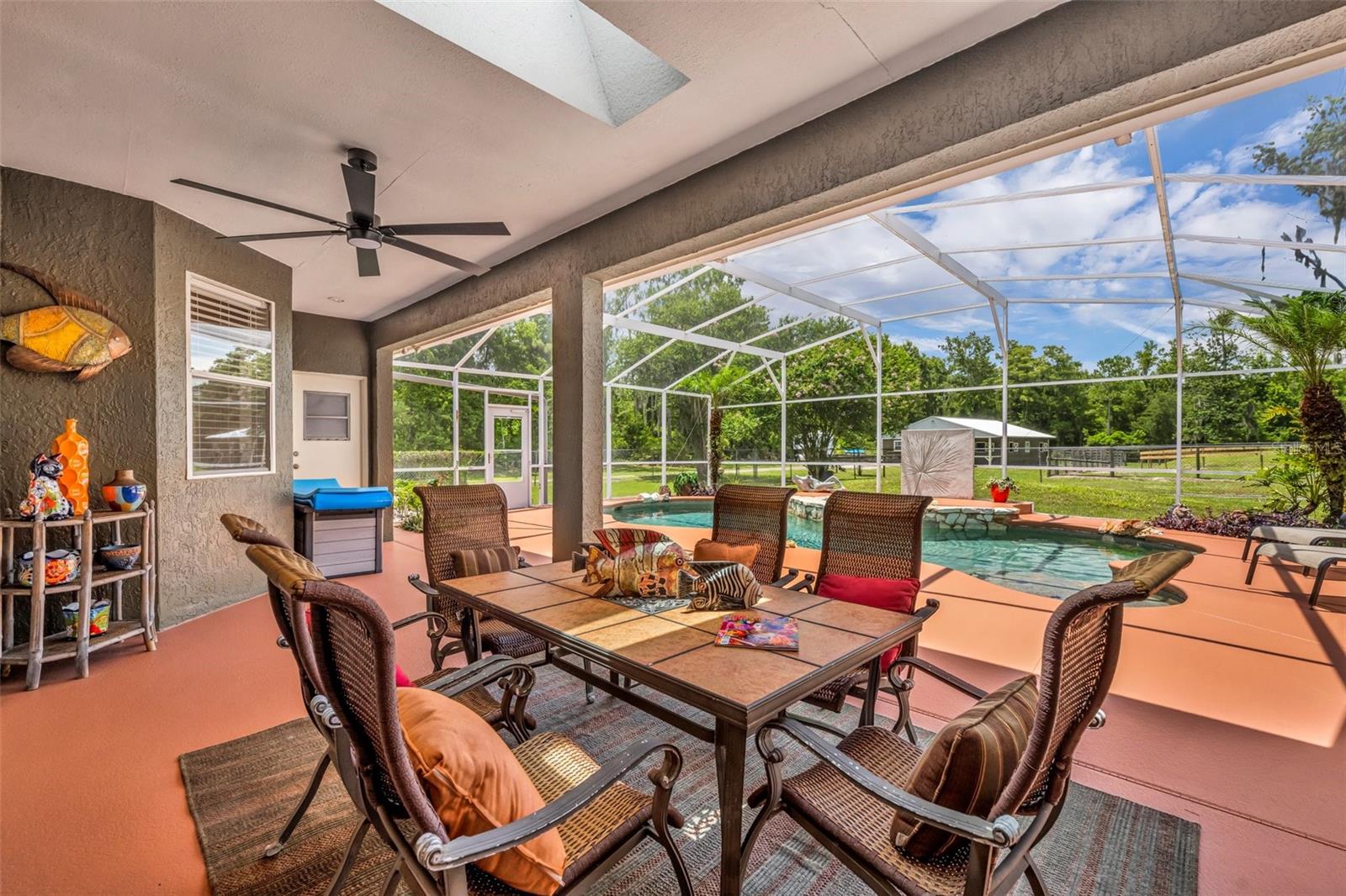 WOODLAND ESTATES - Residential