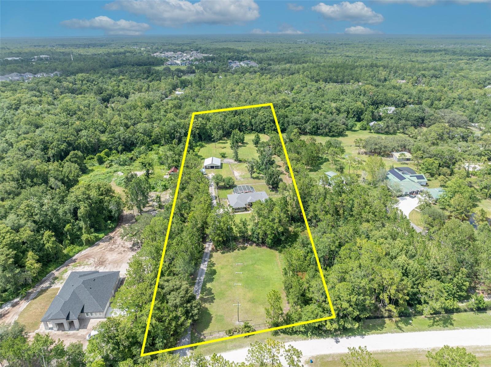 WOODLAND ESTATES - Residential