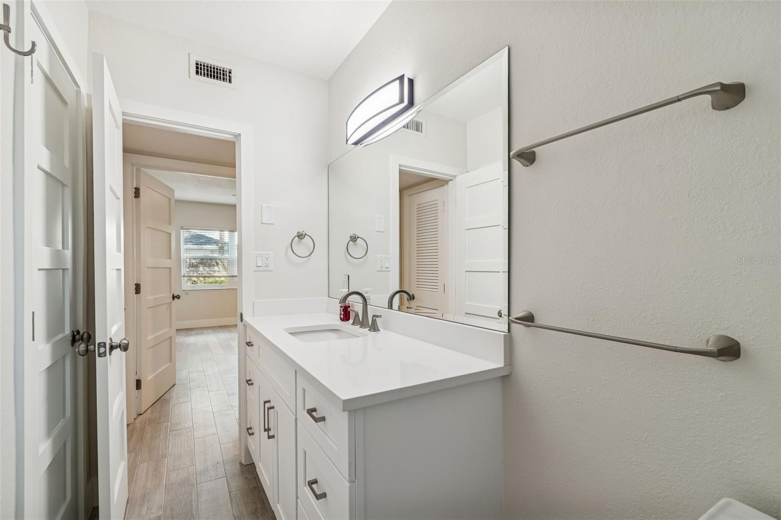 VENETIAN SHORES CONDO - Residential