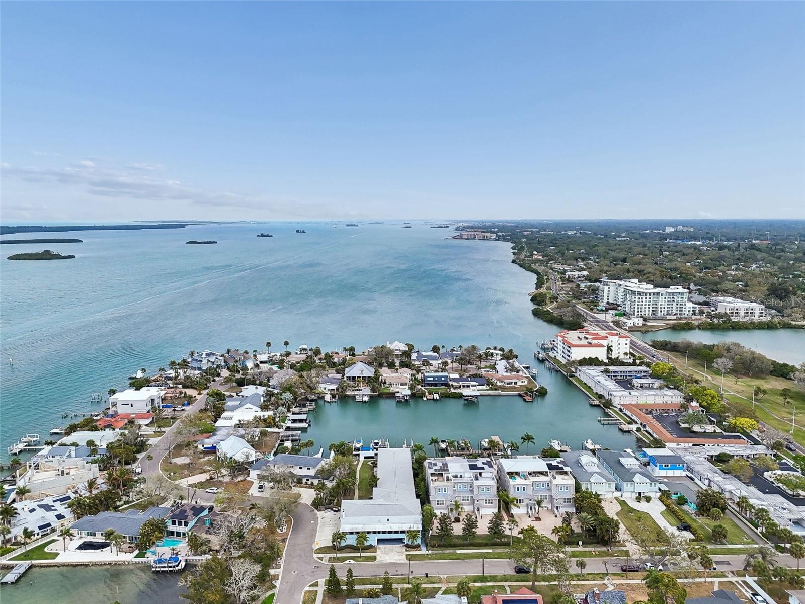 VENETIAN SHORES CONDO - Residential