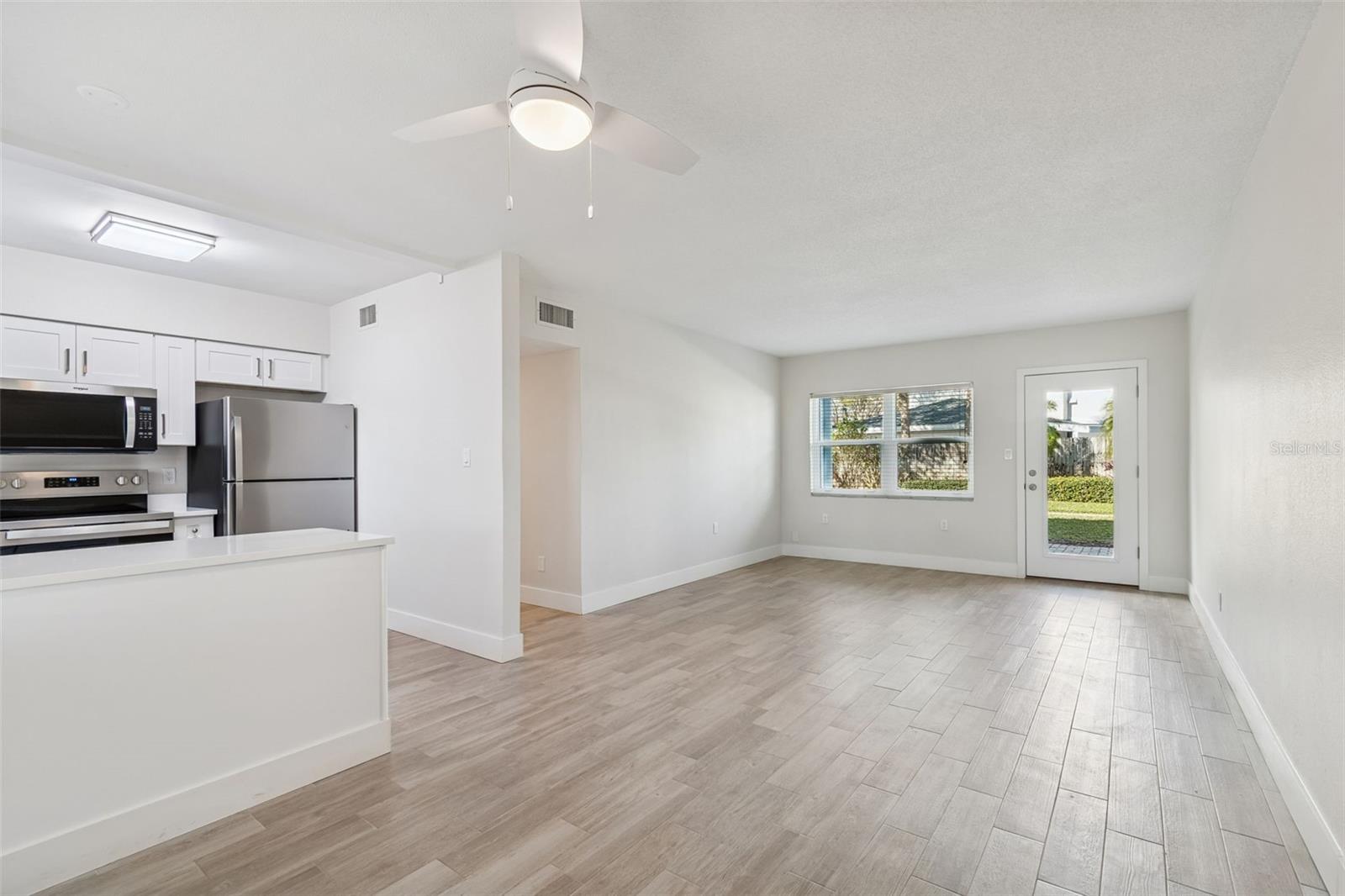 VENETIAN SHORES CONDO - Residential