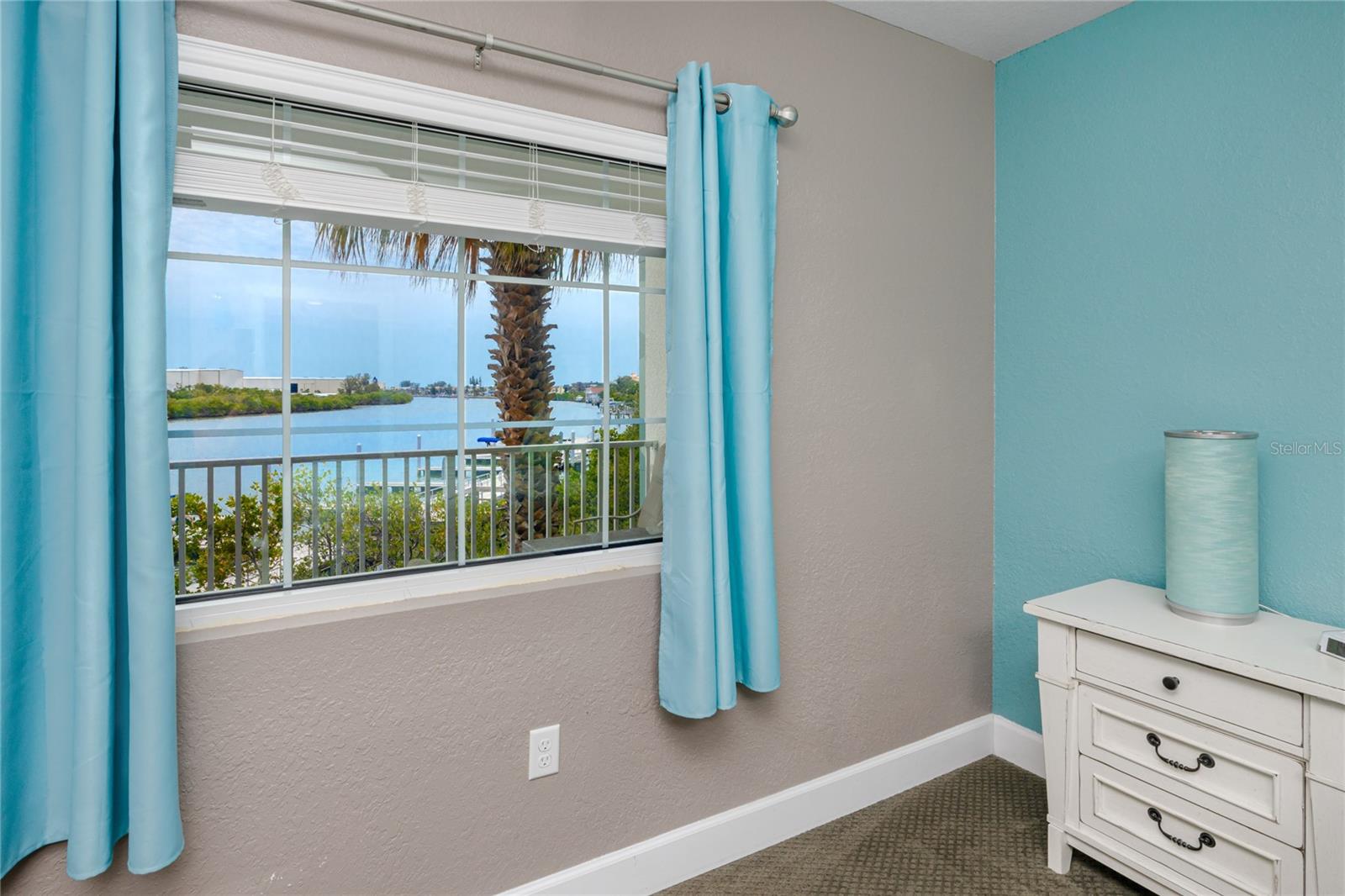 HARBOURSIDE AT MARKER 33 VACATION CONDO - Residential