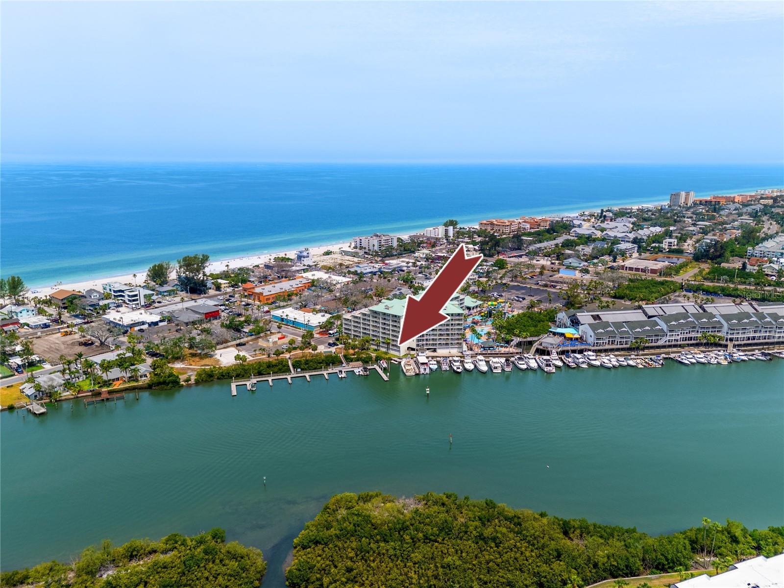 HARBOURSIDE AT MARKER 33 VACATION CONDO - Residential