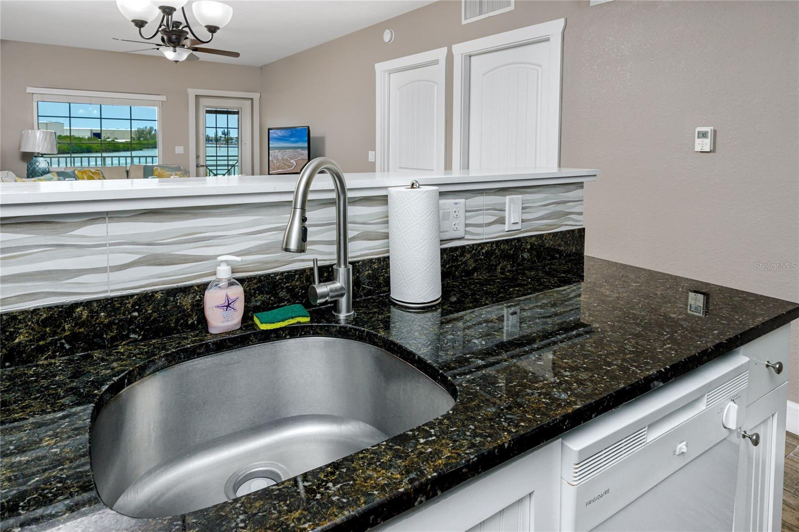HARBOURSIDE AT MARKER 33 VACATION CONDO - Residential