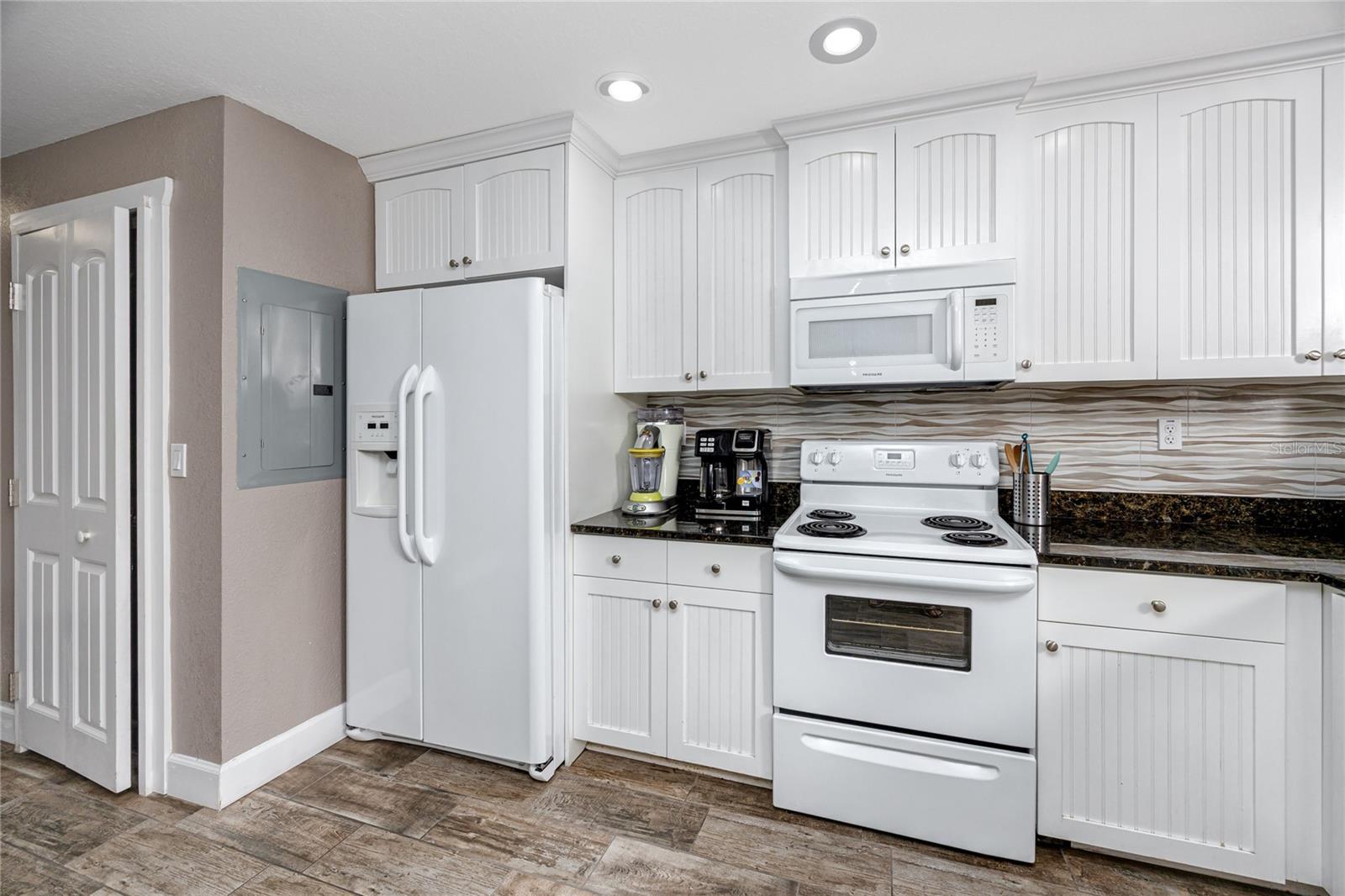 HARBOURSIDE AT MARKER 33 VACATION CONDO - Residential