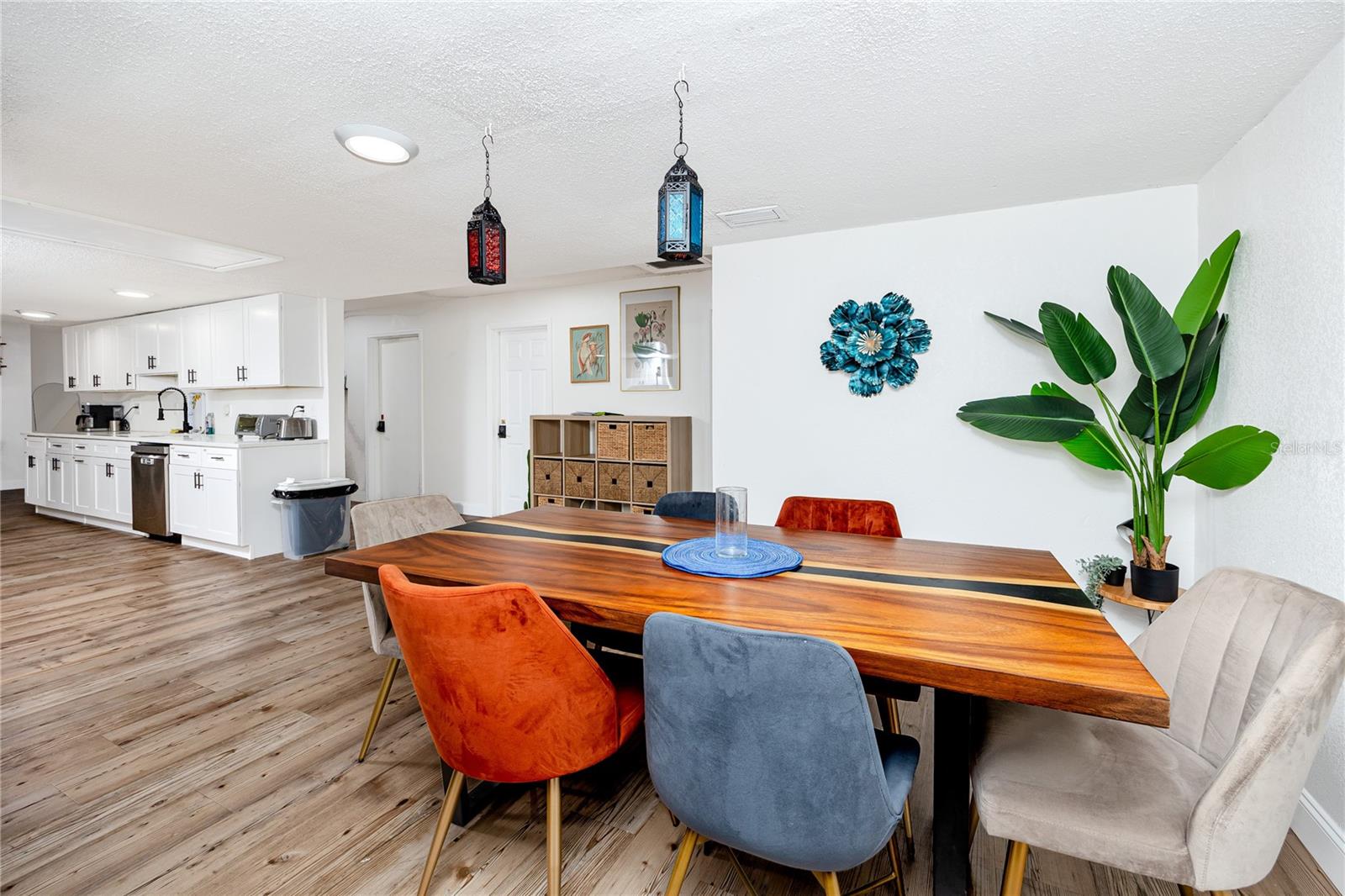 WEST CENTRAL AVE SUB - Commercial Sale