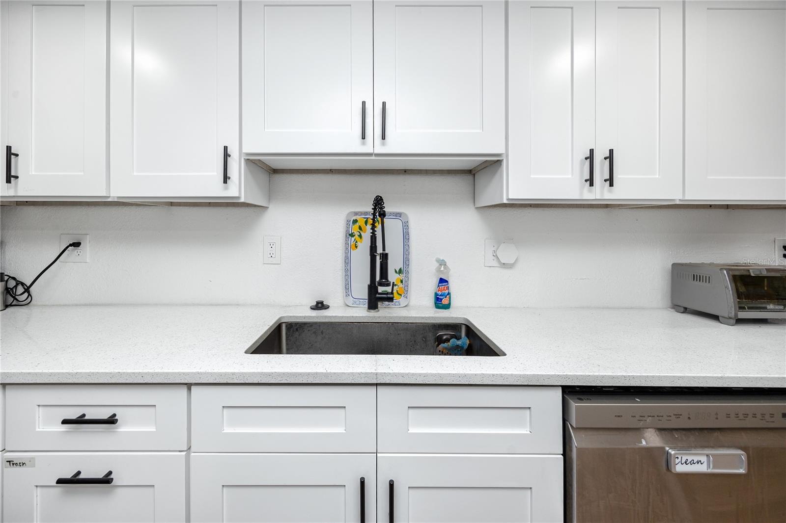 WEST CENTRAL AVE SUB - Commercial Sale