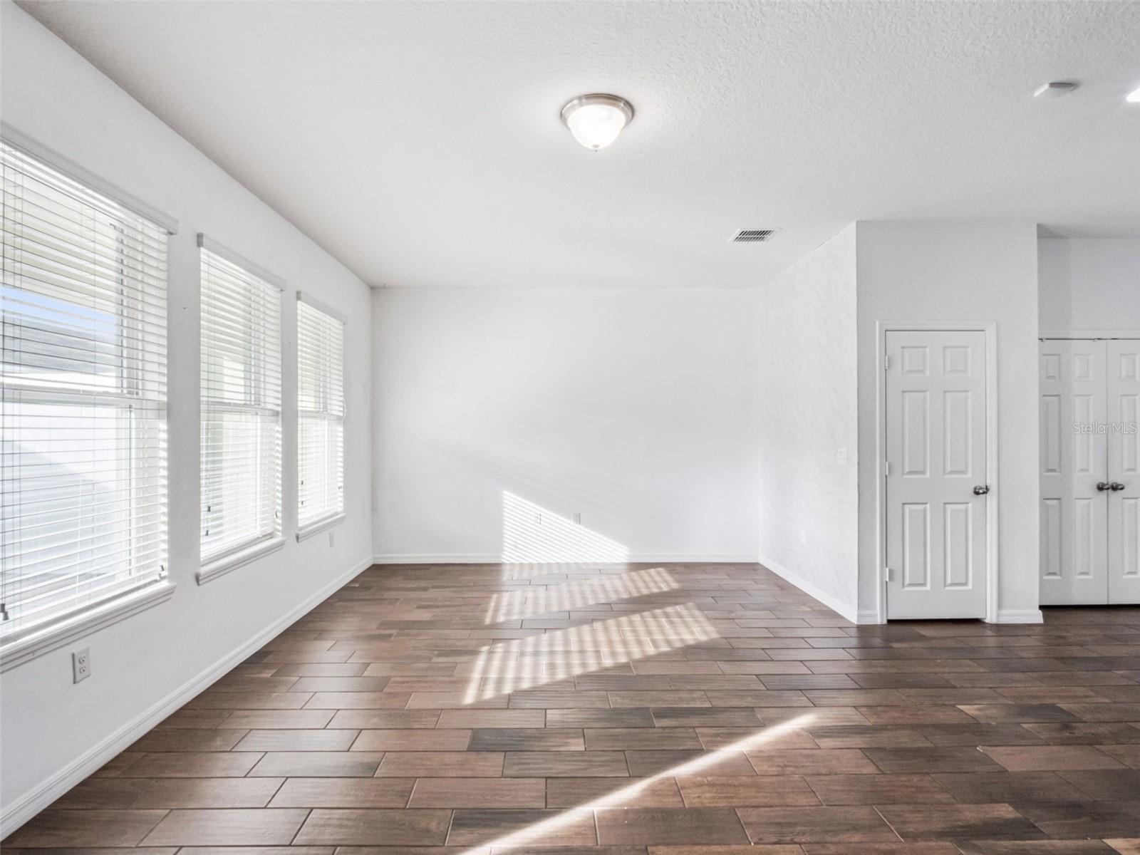 SUMMERLAKE PD PH 2C-2E - Residential