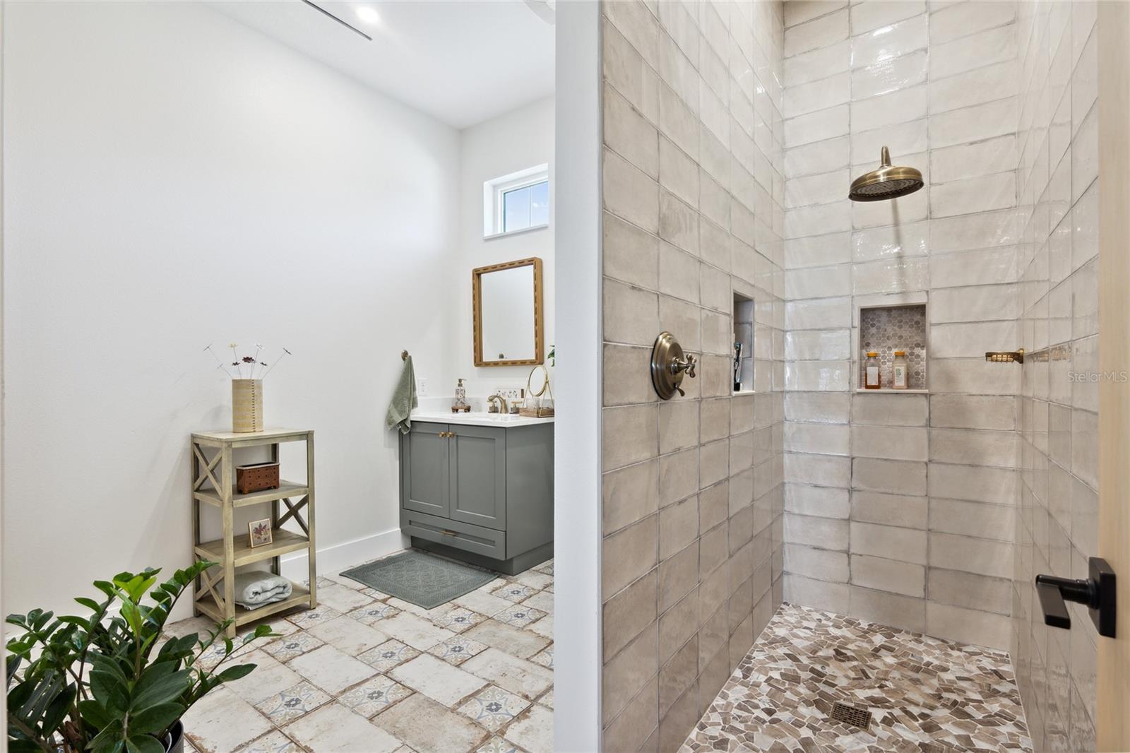 SUGARLOAF MOUNTAIN UNIT 1B - Residential