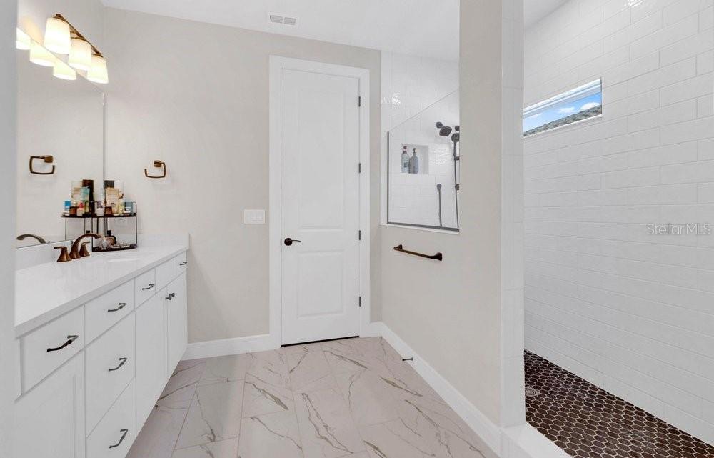 ISLES OF LAKE NONA - Residential