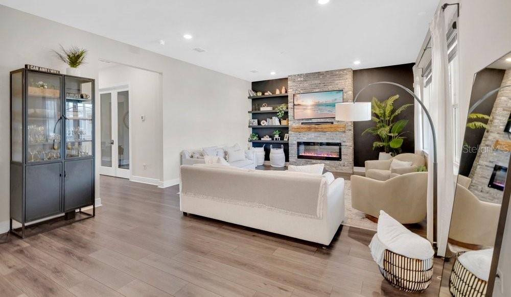 ISLES OF LAKE NONA - Residential