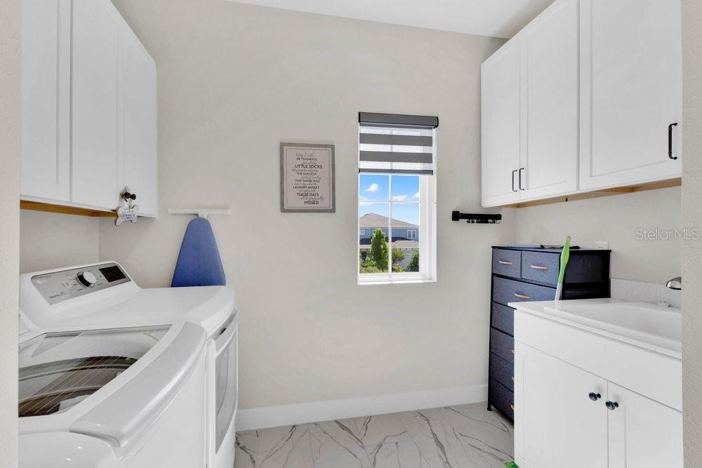 ISLES OF LAKE NONA - Residential