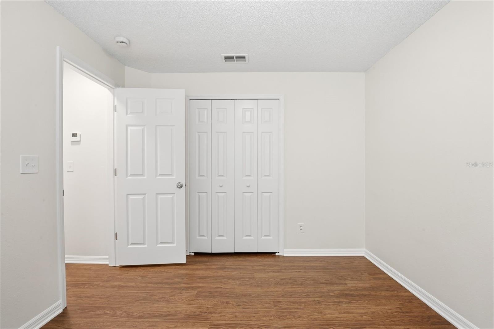 BEACON LAKES CONDO 05 - Residential