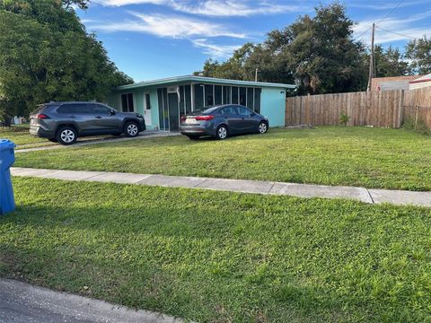 Photo of 9195 Enchantment Drive, Largo, FL 33773 (MLS # TB8429007)