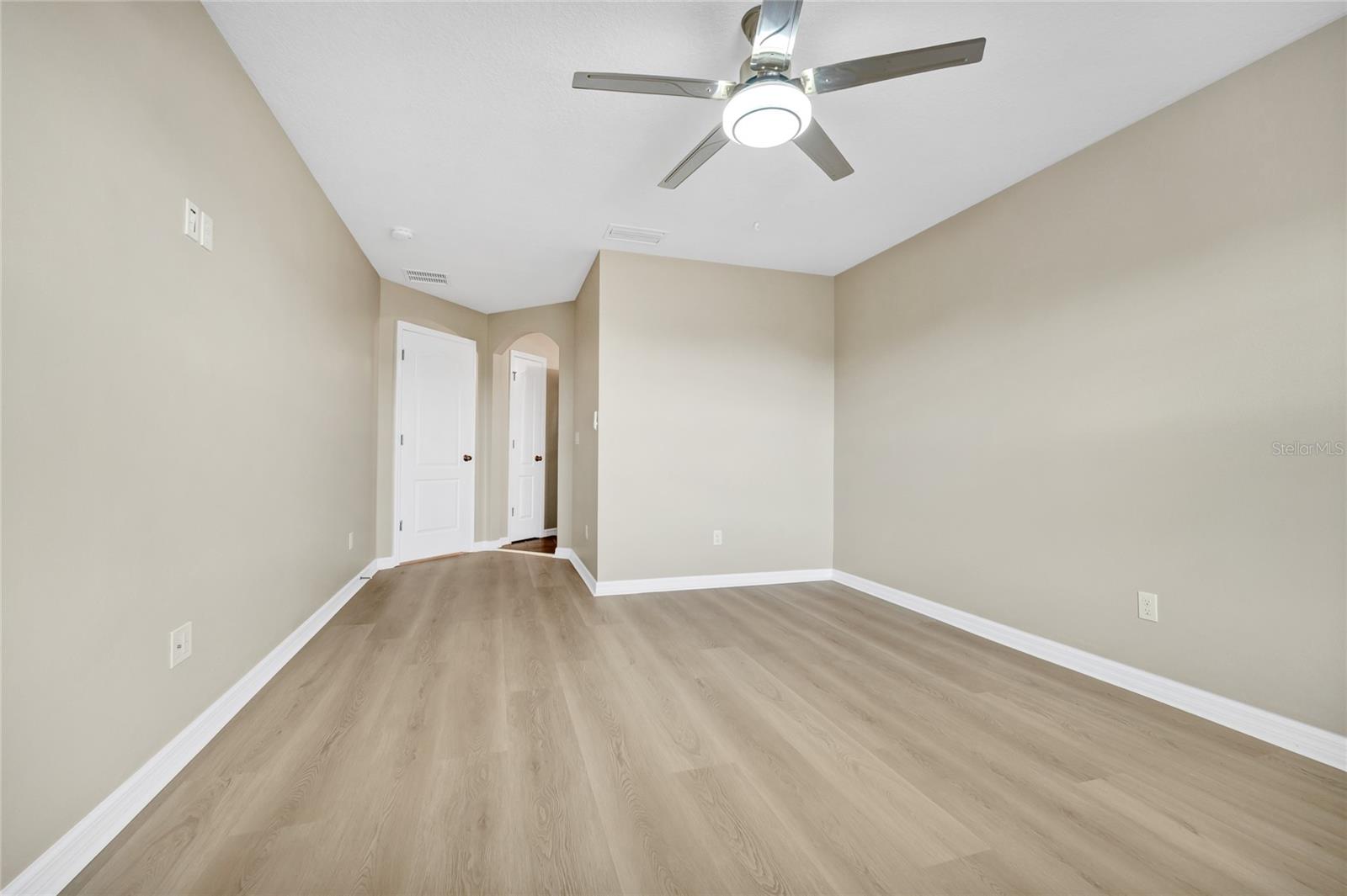 RESERVE/CARRIAGE POINTE PH 1 - Residential