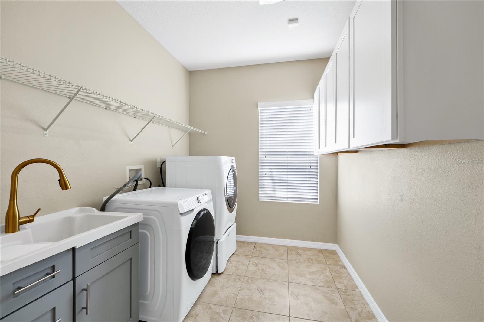 RESERVE/CARRIAGE POINTE PH 1 - Residential