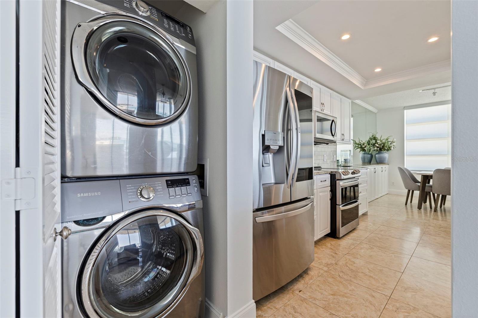 ULTIMAR ONE CONDO - Residential