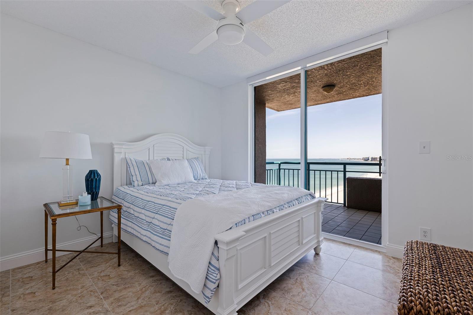 ULTIMAR ONE CONDO - Residential