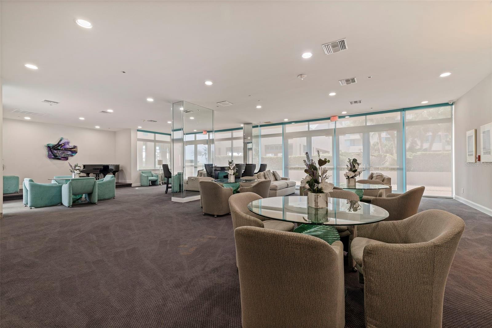 ULTIMAR ONE CONDO - Residential