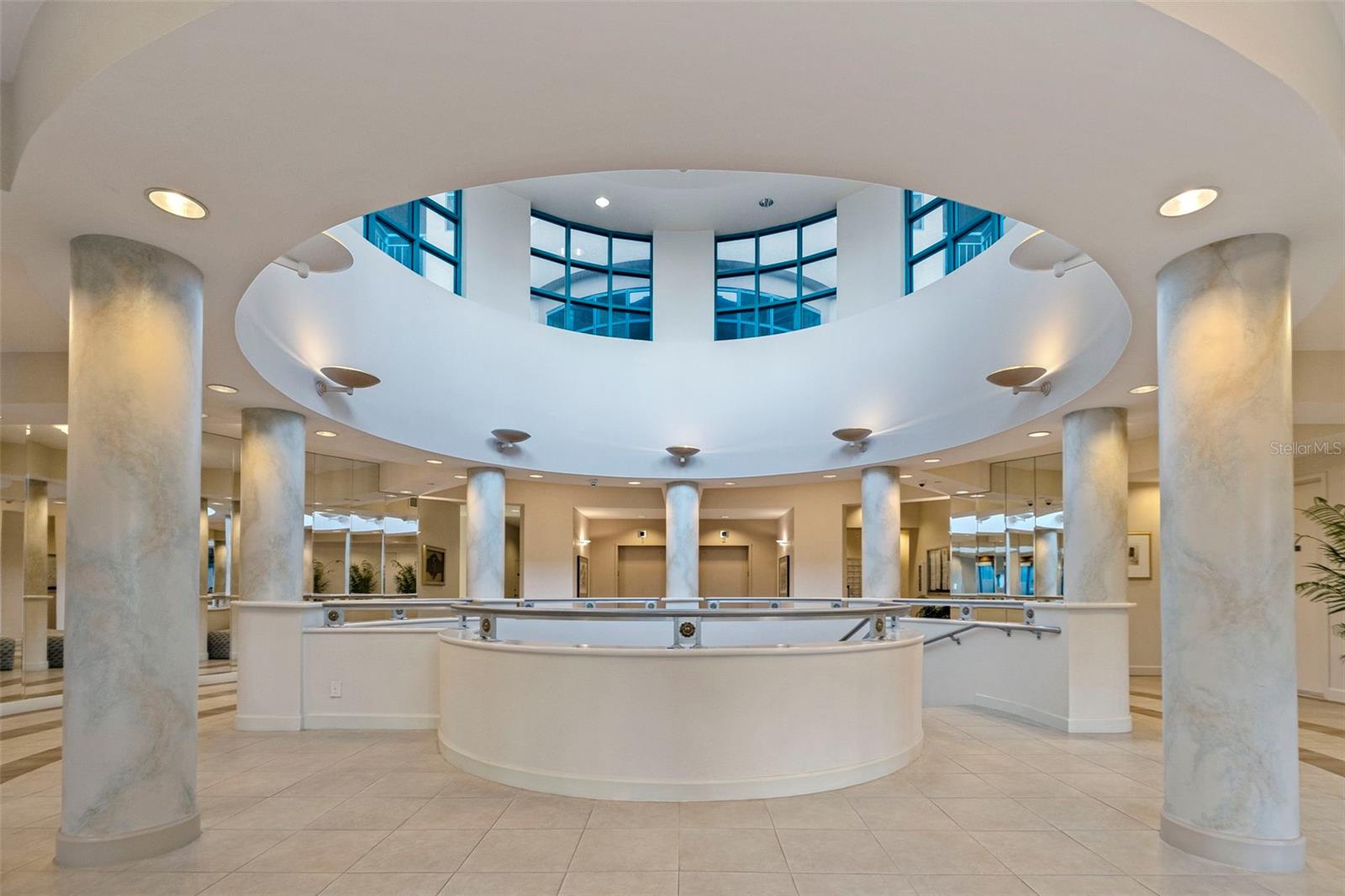 ULTIMAR ONE CONDO - Residential