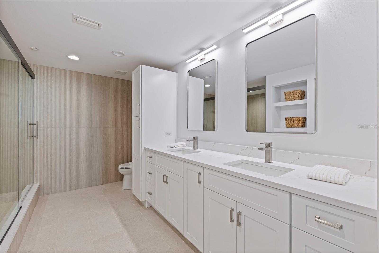 ULTIMAR ONE CONDO - Residential