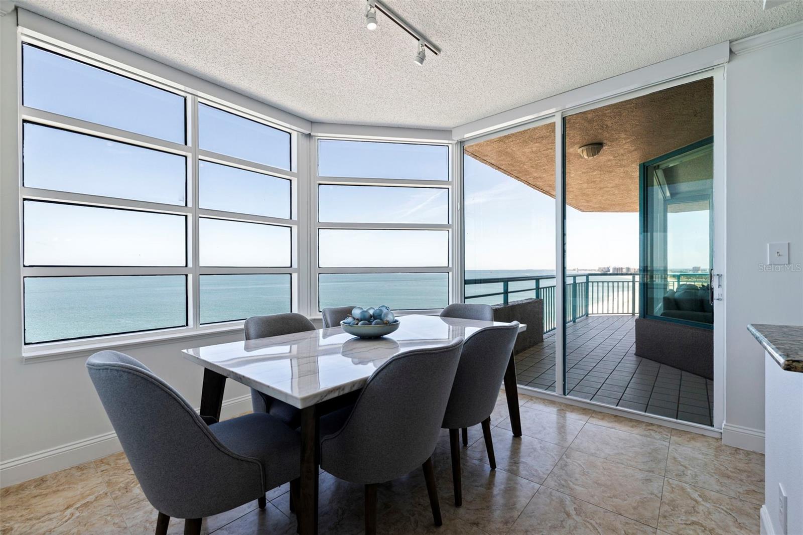 ULTIMAR ONE CONDO - Residential