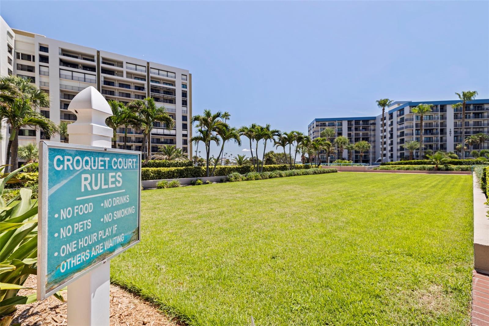 ULTIMAR ONE CONDO - Residential