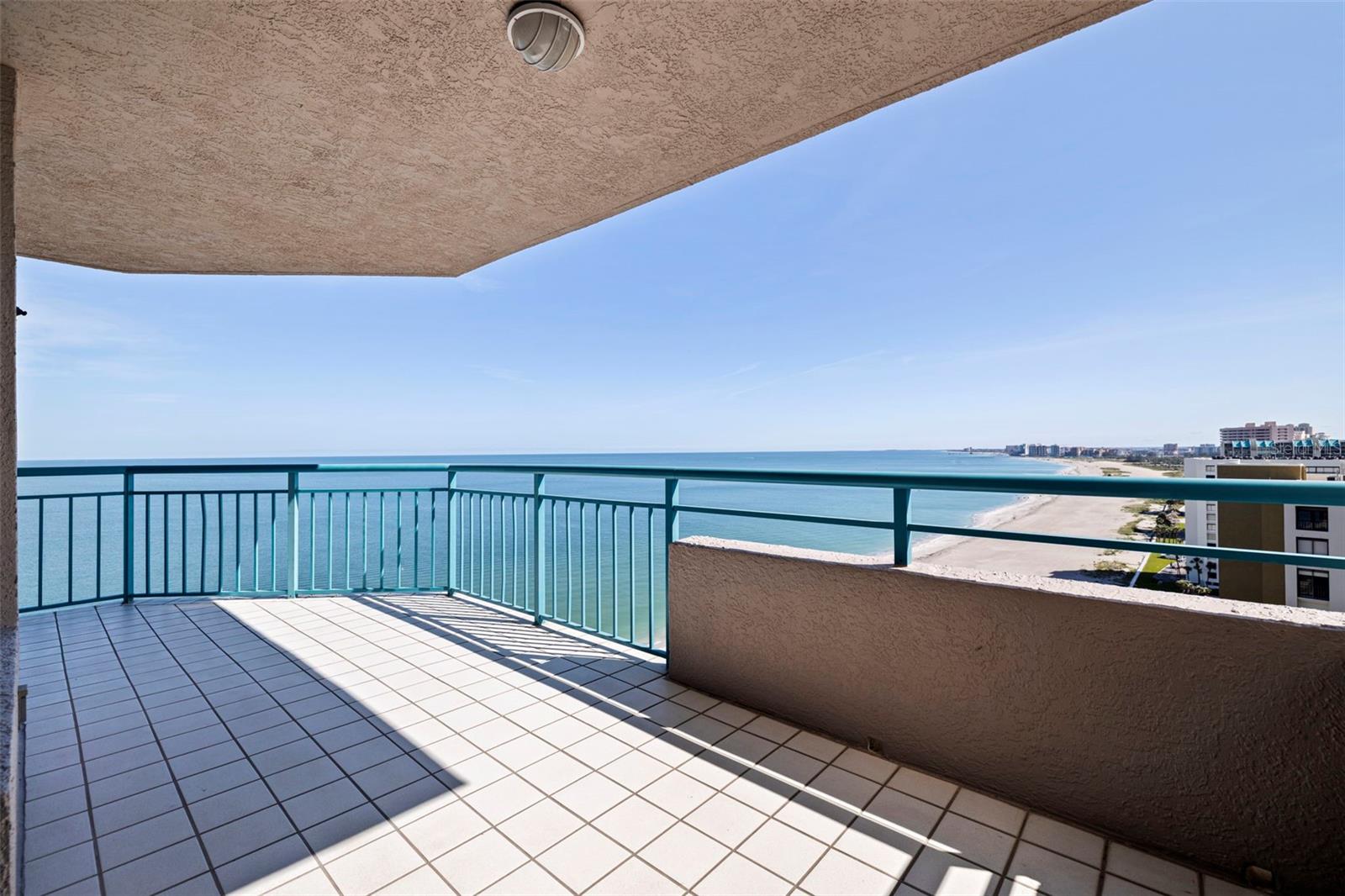 ULTIMAR ONE CONDO - Residential