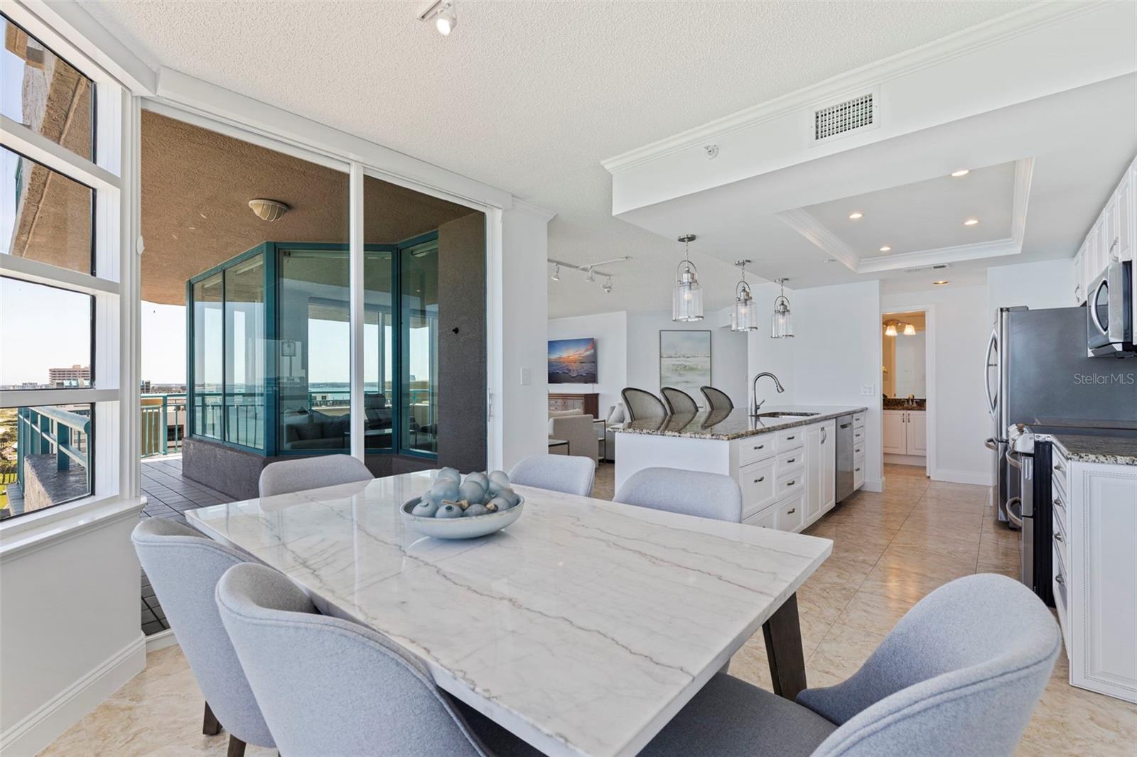 ULTIMAR ONE CONDO - Residential