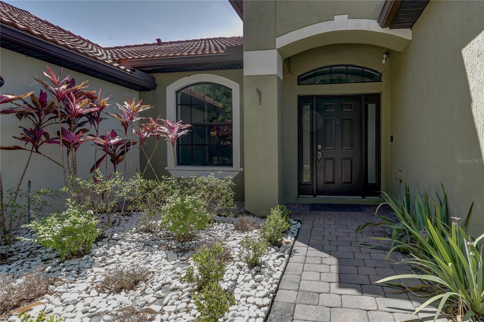 3916 COASTAL BREEZE DRIVE