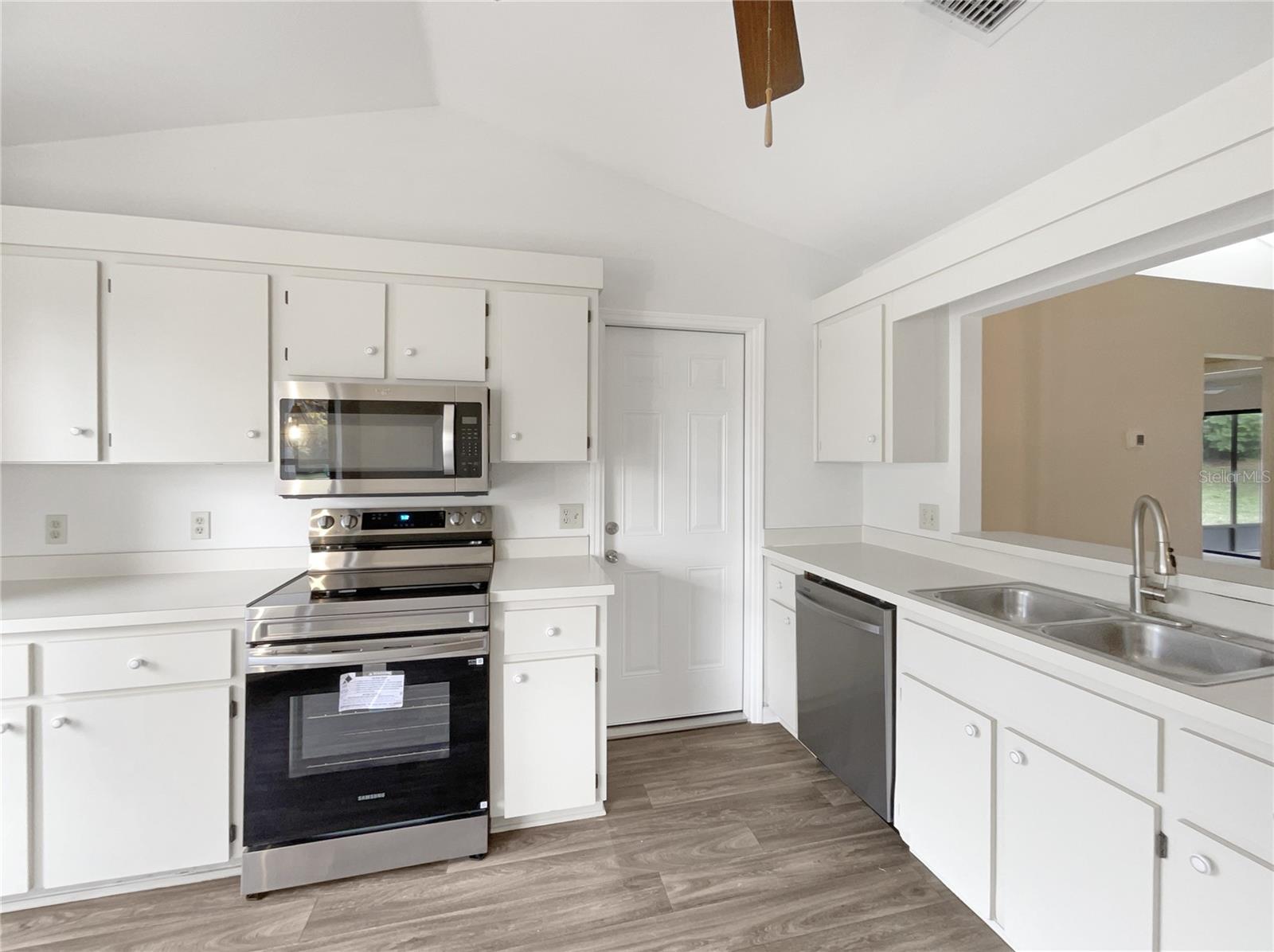 EUSTIS RIDGEVIEW AT EAST CROOKED LAKE ADD 02 - Residential