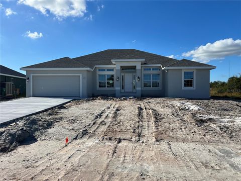 A home in PORT CHARLOTTE