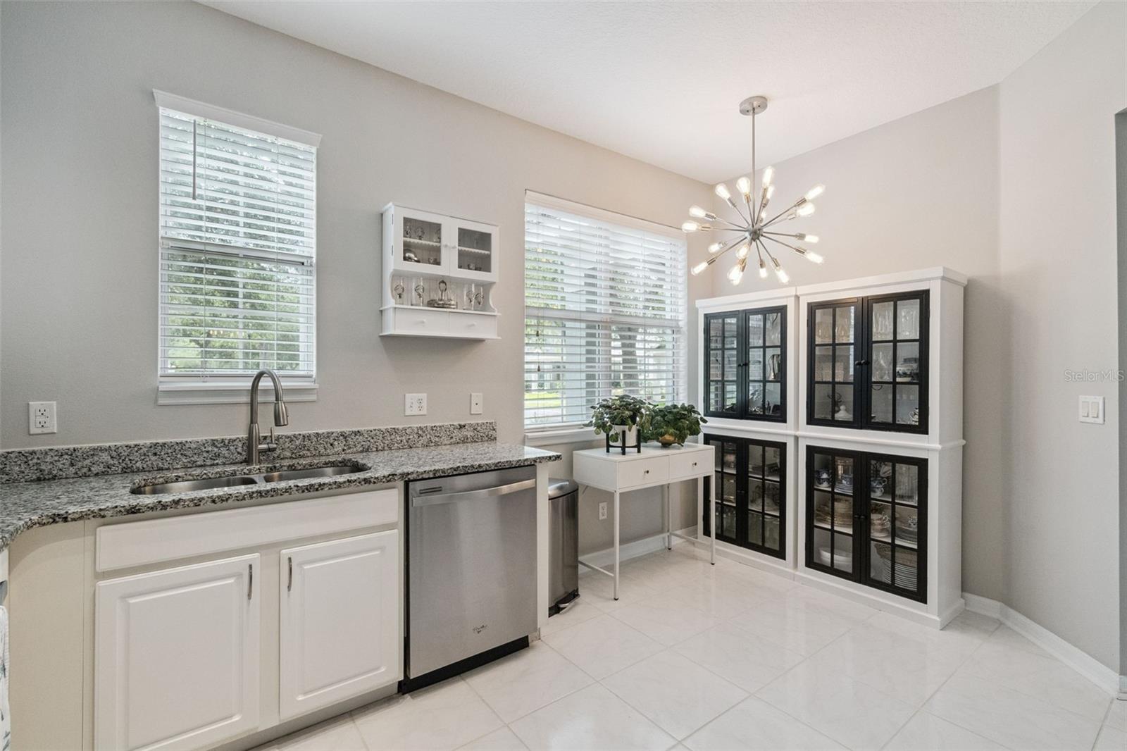 LAKES/WINDERMERE-LK REAMS TWNH - Residential