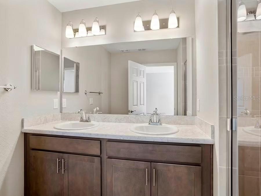 BRIDGE POINTE - Residential