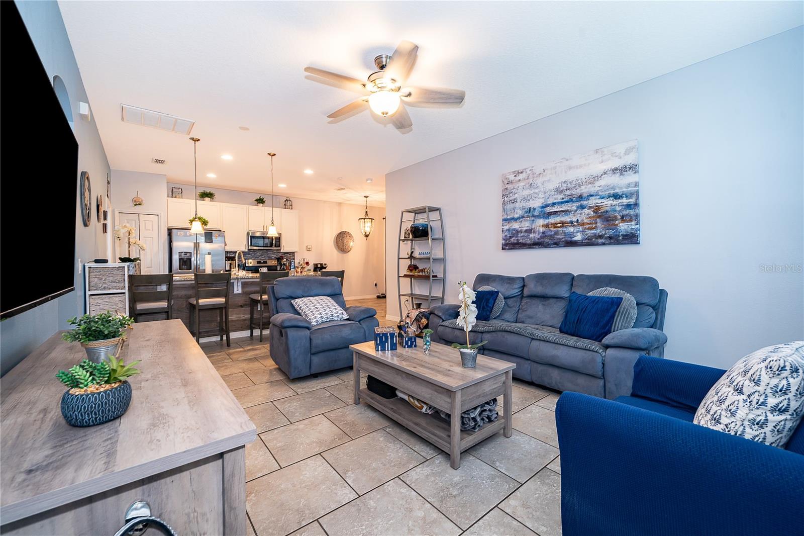 OAKTREE POINTE VILLAS - Residential