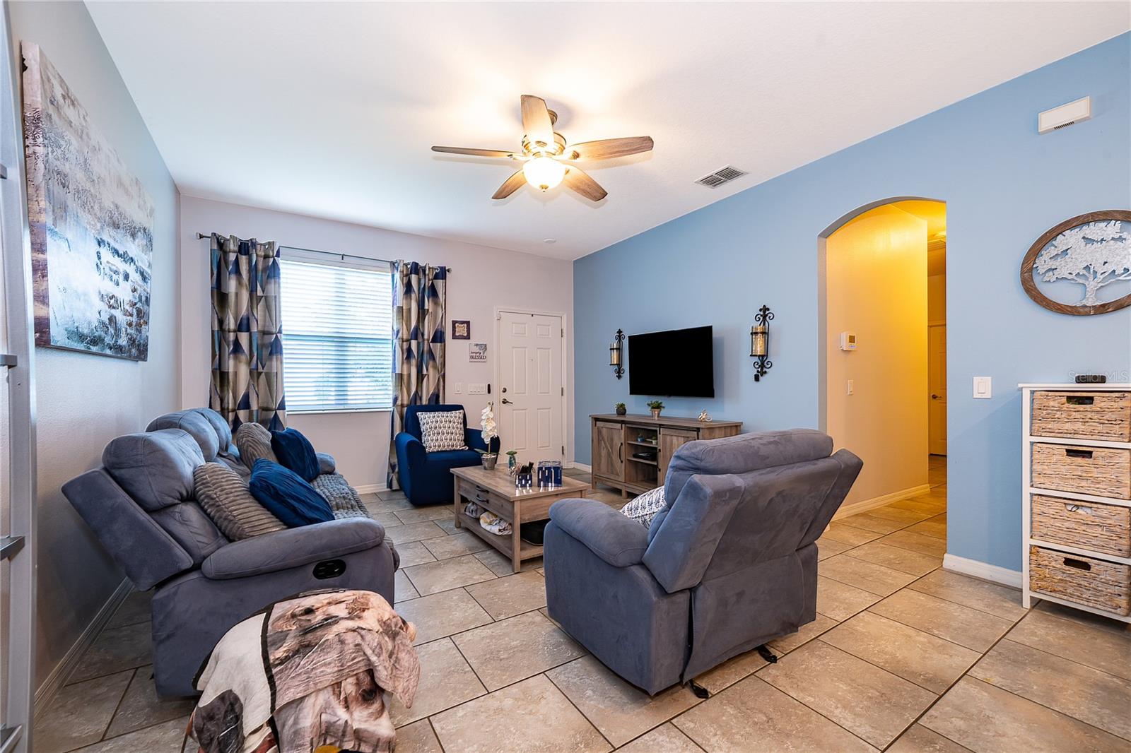 OAKTREE POINTE VILLAS - Residential