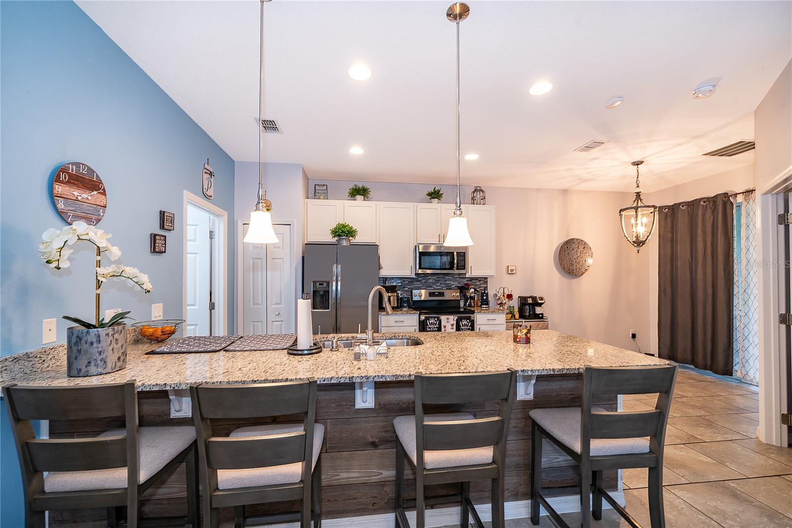 OAKTREE POINTE VILLAS - Residential