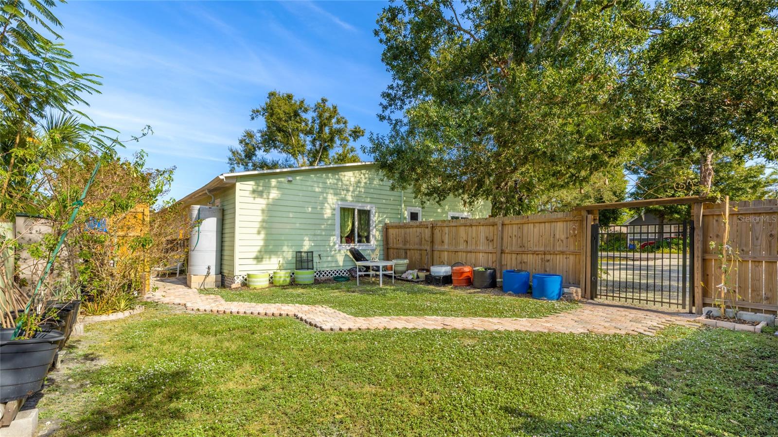 HYDE PARK TERRACE - Residential