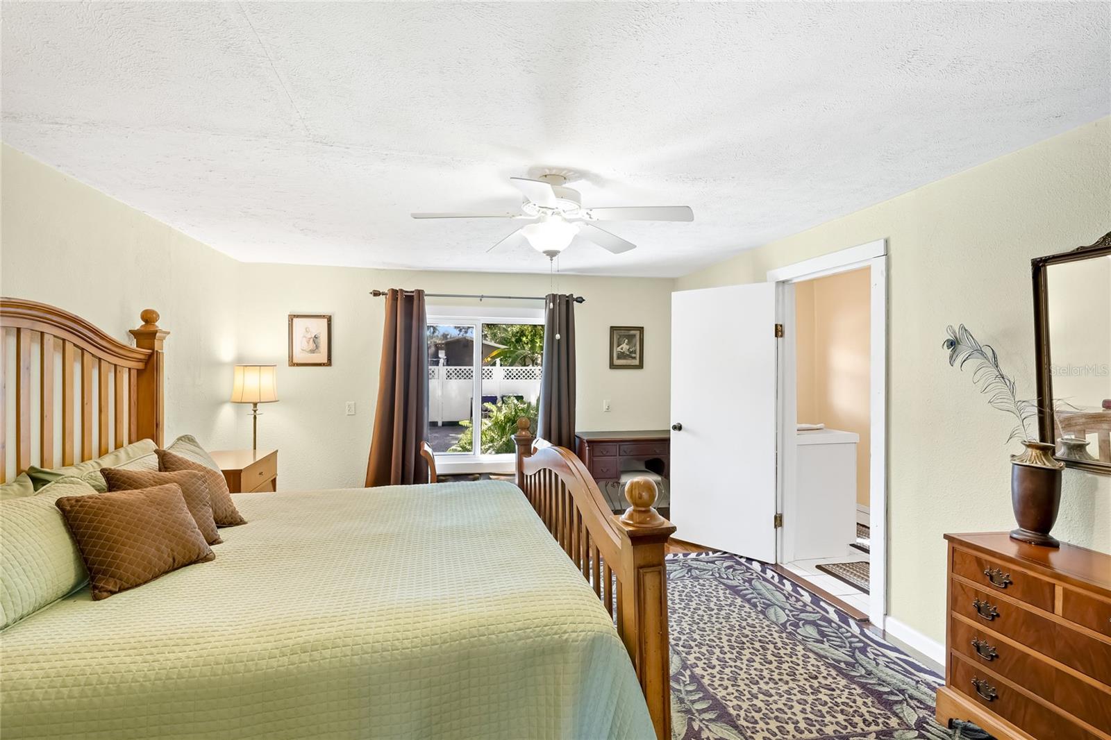 HYDE PARK TERRACE - Residential