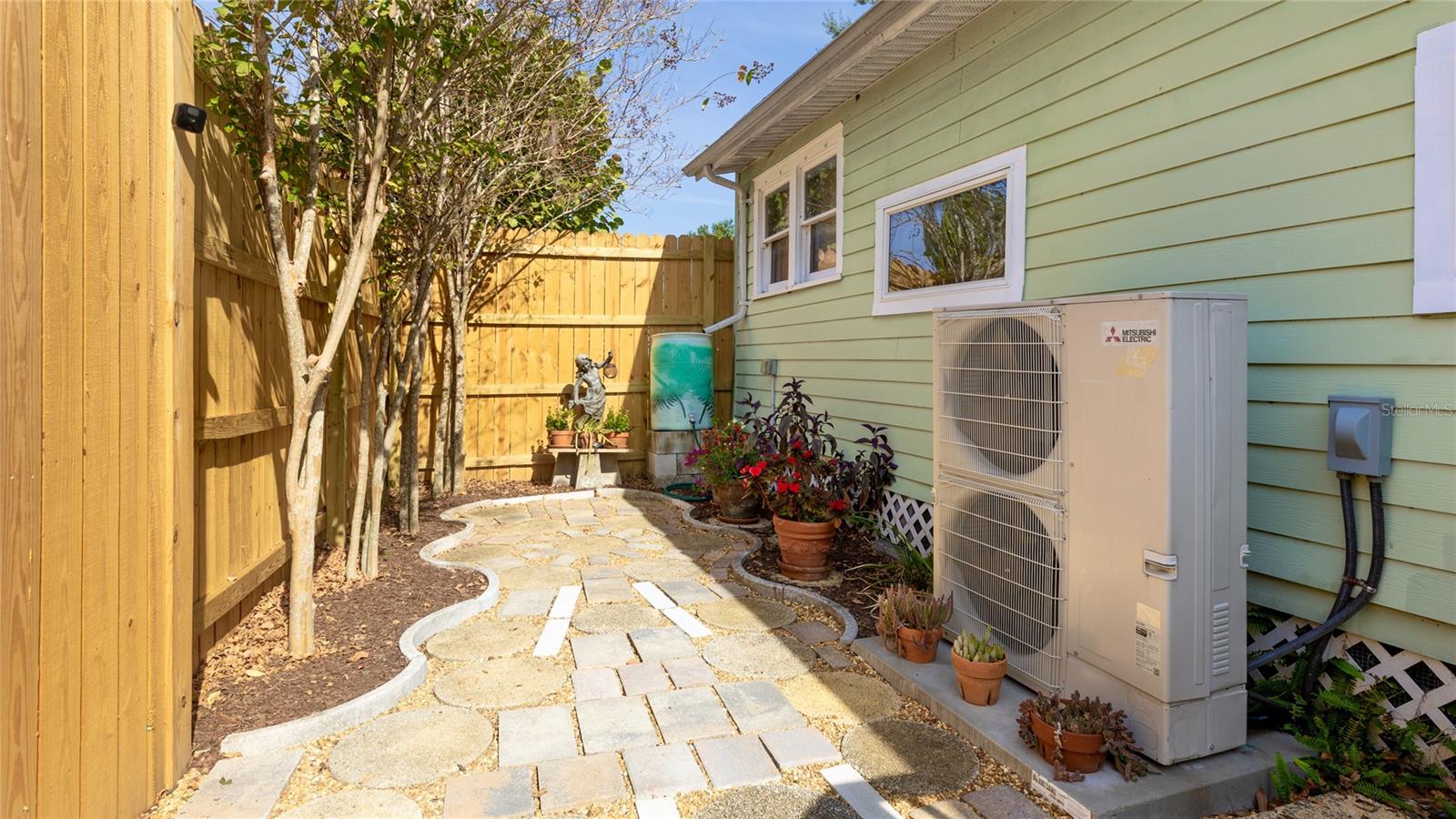 HYDE PARK TERRACE - Residential