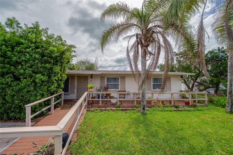 Photo of 1211 N Peninsula Avenue, New Smyrna Beach, FL 32169 (MLS # NS1088394)
