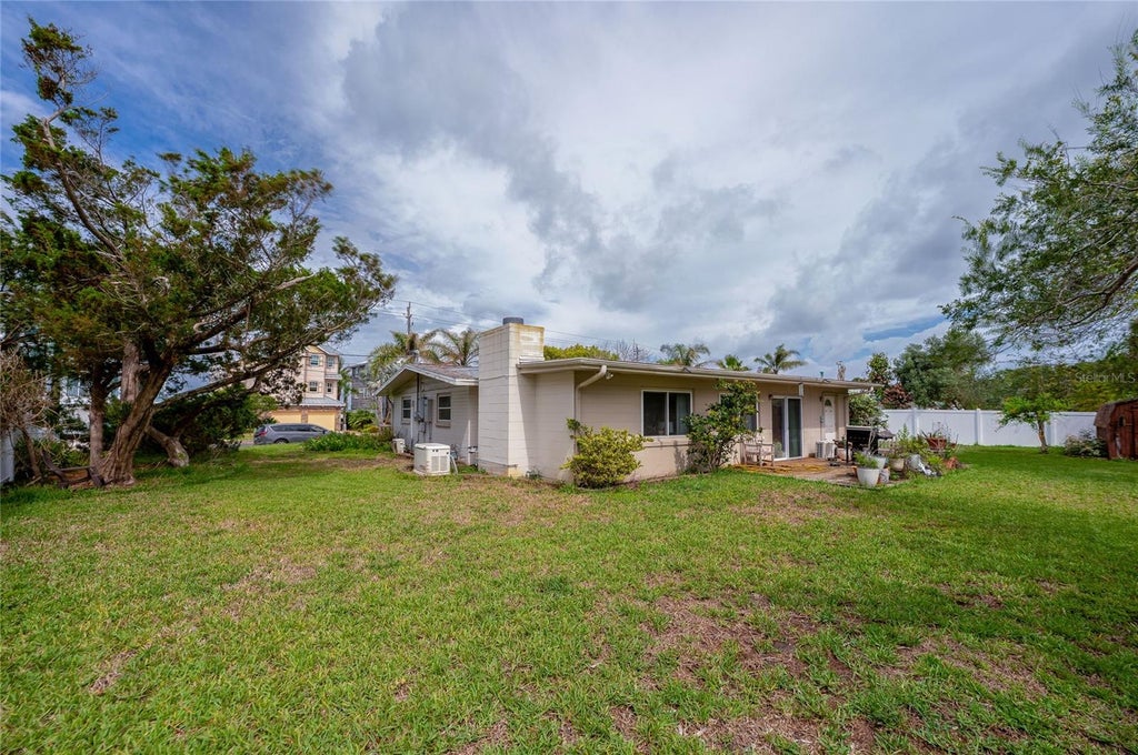 Photo of 1211 N Peninsula Avenue, New Smyrna Beach, FL 32169 (MLS # NS1088394)