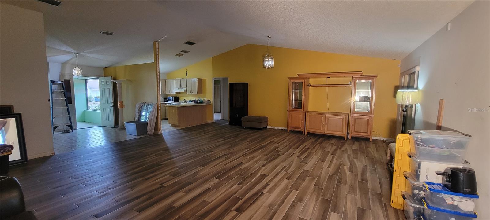 SUN N LAKE OF SEB - Residential