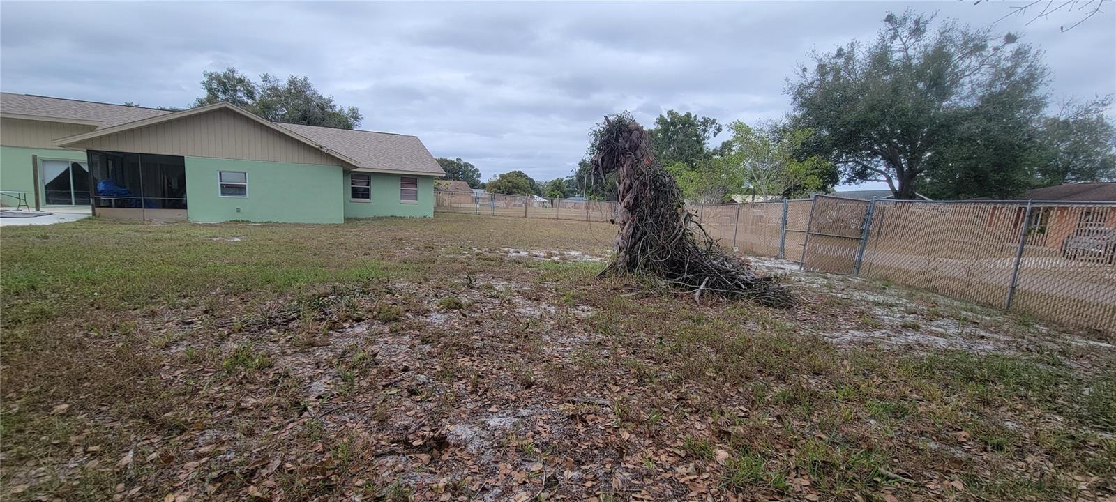 SUN N LAKE OF SEB - Residential