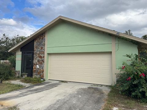 Photo of 4015 Bianca Street, Sebring, FL 33872 (MLS # O6366943)